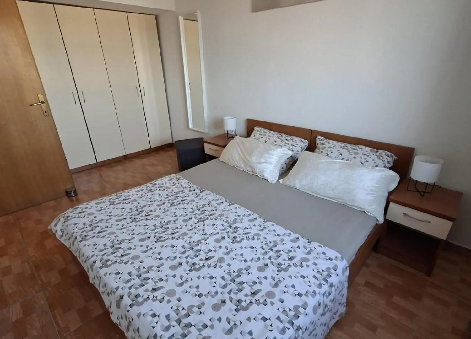 Apartmani Lucia - 33151 Pakoštane 0*,  Chorvatsko